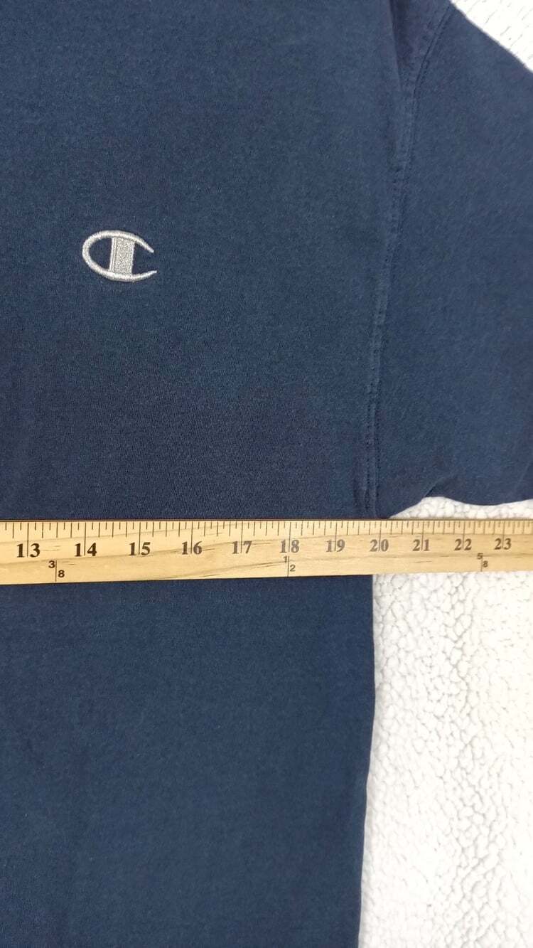 Champion Navy Blue T Shirt Mens Size L Embroidered Logo Authentic Tee Y2K - Picture 6 of 8